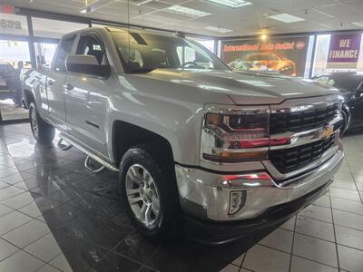 2018 Chevrolet Silverado 1500 LT EXTENDED CAB - Photo 3 - Hamilton, OH 45015