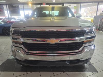 2018 Chevrolet Silverado 1500 LT EXTENDED CAB - Photo 2 - Hamilton, OH 45015
