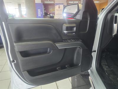 2018 Chevrolet Silverado 1500 LT EXTENDED CAB - Photo 7 - Hamilton, OH 45015