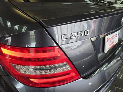 2013 Mercedes-Benz C 250 2DR COUPE   - Photo 26 - Hamilton, OH 45015