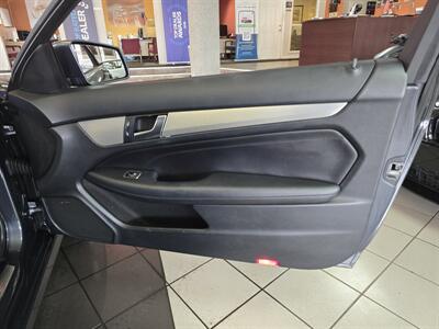 2013 Mercedes-Benz C 250 2DR COUPE   - Photo 11 - Hamilton, OH 45015