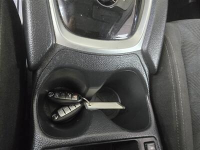 2016 Nissan Rogue SV   - Photo 16 - Hamilton, OH 45015