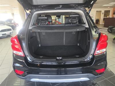 2021 Chevrolet Trax LT   - Photo 28 - Hamilton, OH 45015