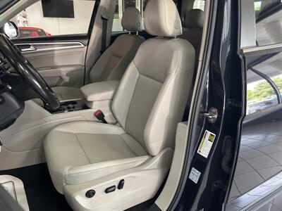 2018 Volkswagen Atlas V6 SE 4Motion   - Photo 9 - Hamilton, OH 45015