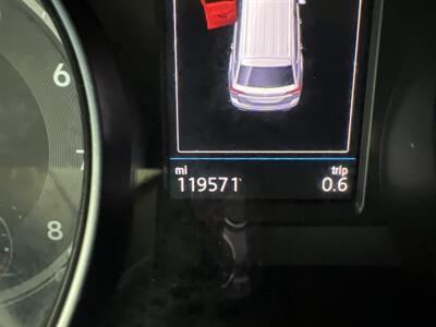 2018 Volkswagen Atlas V6 SE 4Motion   - Photo 12 - Hamilton, OH 45015