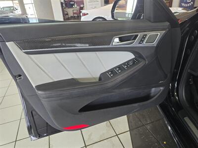 2018 Genesis G80 3.3T Sport   - Photo 16 - Hamilton, OH 45015