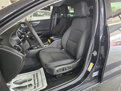 2023 Chevrolet Malibu LT 4DR SEDAN   - Photo 9 - Hamilton, OH 45015