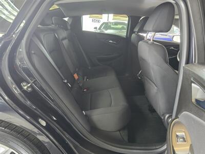 2023 Chevrolet Malibu LT 4DR SEDAN   - Photo 16 - Hamilton, OH 45015