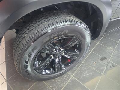 2024 RAM 1500 CLASSIC Warlock 4DR CREW CAB 4X4 - Photo 22 - Hamilton, OH 45015