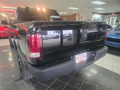 2024 RAM 1500 CLASSIC Warlock 4DR CREW CAB 4X4 - Photo 5 - Hamilton, OH 45015
