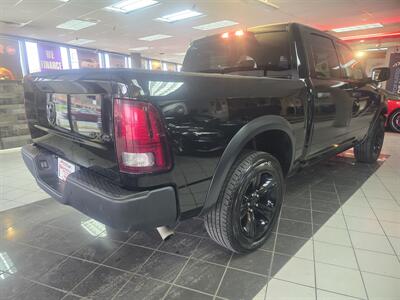 2024 RAM 1500 CLASSIC Warlock 4DR CREW CAB 4X4 - Photo 4 - Hamilton, OH 45015