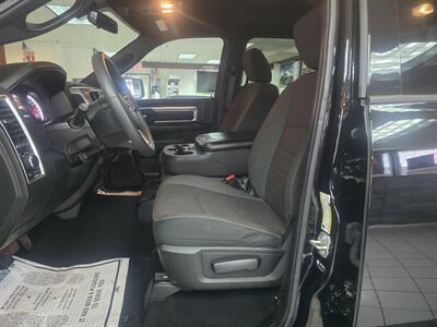 2024 RAM 1500 CLASSIC Warlock 4DR CREW CAB 4X4 - Photo 10 - Hamilton, OH 45015