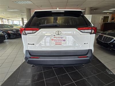 2021 Toyota RAV4 XLE 4DR SUV - Photo 5 - Hamilton, OH 45015