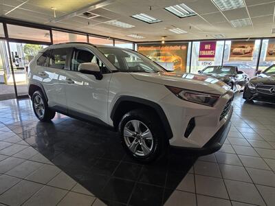 2021 Toyota RAV4 XLE 4DR SUV - Photo 3 - Hamilton, OH 45015