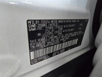 2021 Toyota RAV4 XLE 4DR SUV - Photo 35 - Hamilton, OH 45015