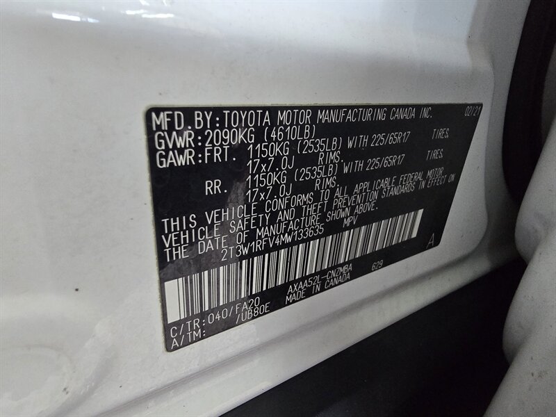 2021 Toyota RAV4 XLE 4DR SUV - Photo 35 - Hamilton, OH 45015