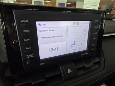 2021 Toyota RAV4 XLE 4DR SUV - Photo 28 - Hamilton, OH 45015