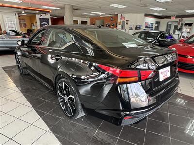 2023 Nissan Altima 2.5 SR   - Photo 7 - Hamilton, OH 45015