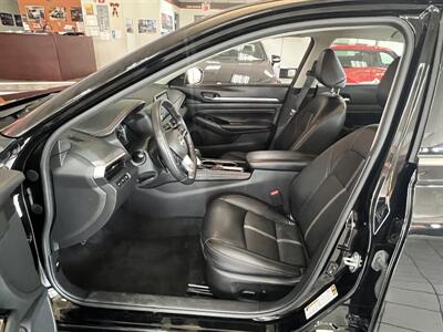 2023 Nissan Altima 2.5 SR   - Photo 8 - Hamilton, OH 45015