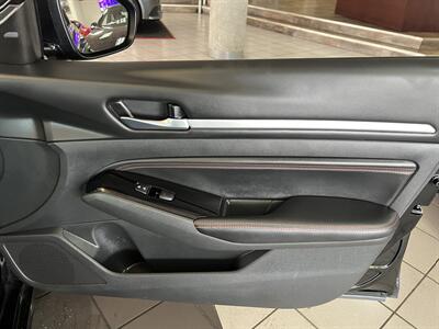 2023 Nissan Altima 2.5 SR   - Photo 25 - Hamilton, OH 45015