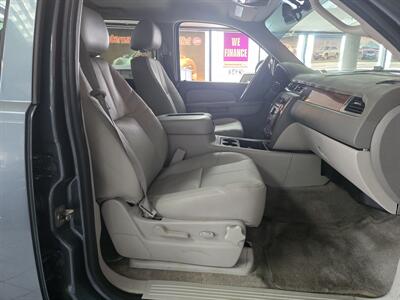 2011 Chevrolet Avalanche LT - Photo 15 - Hamilton, OH 45015