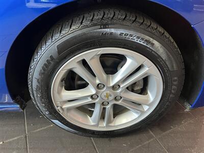 2017 Chevrolet Cruze LT Auto 4DR HATCHBACK   - Photo 33 - Hamilton, OH 45015