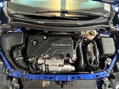 2017 Chevrolet Cruze LT Auto 4DR HATCHBACK   - Photo 29 - Hamilton, OH 45015