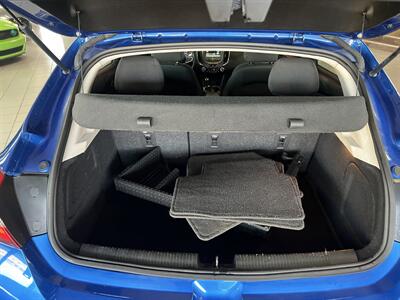 2017 Chevrolet Cruze LT Auto 4DR HATCHBACK   - Photo 22 - Hamilton, OH 45015