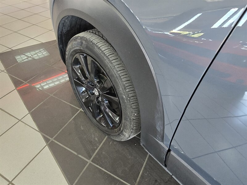 2025 Mazda CX-30 2.5 S Carbon Edition 4DR SUV AWD - Photo 45 - Hamilton, OH 45015