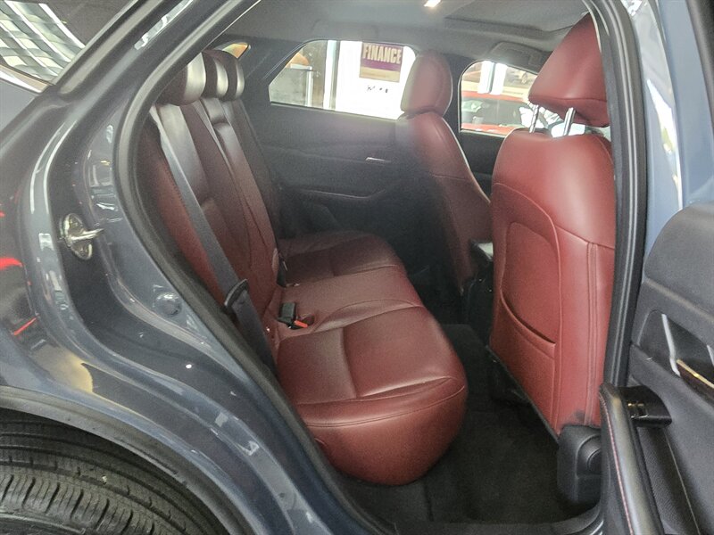 2025 Mazda CX-30 2.5 S Carbon Edition 4DR SUV AWD - Photo 26 - Hamilton, OH 45015