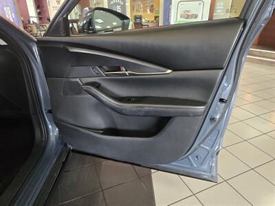 2025 Mazda CX-30 2.5 S Carbon Edition 4DR SUV AWD - Photo 22 - Hamilton, OH 45015