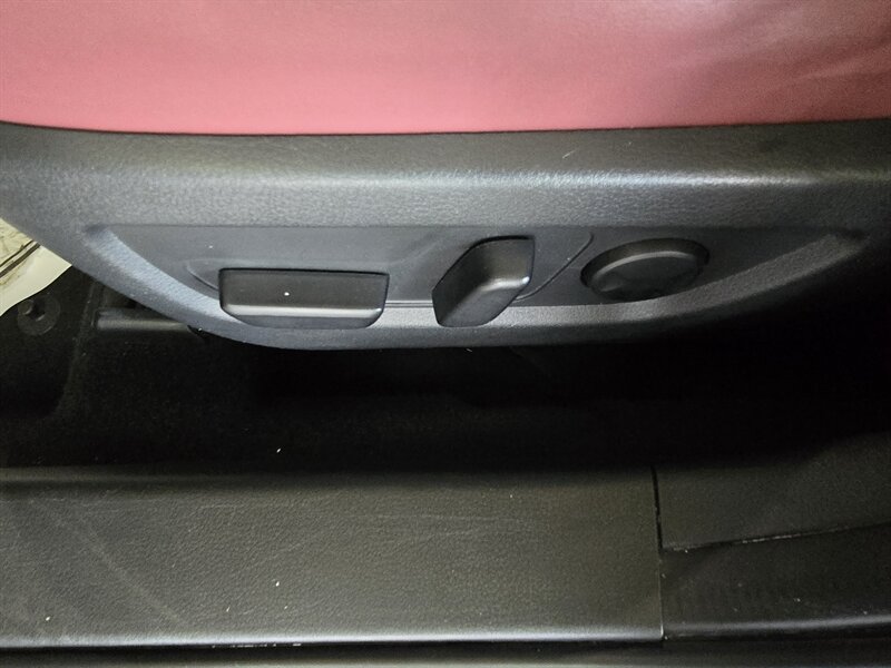 2025 Mazda CX-30 2.5 S Carbon Edition 4DR SUV AWD - Photo 28 - Hamilton, OH 45015