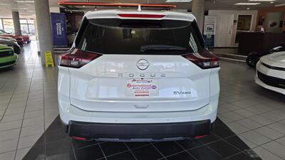 2024 Nissan Rogue SV 4DR SUV AWD   - Photo 7 - Hamilton, OH 45015