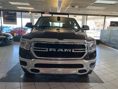 2019 RAM 1500 4DR CREW CAB 4X4/HEMI   - Photo 3 - Hamilton, OH 45015