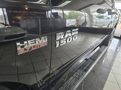 2013 RAM 1500 Express   - Photo 24 - Hamilton, OH 45015