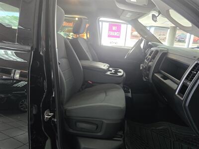 2013 RAM 1500 Express   - Photo 15 - Hamilton, OH 45015