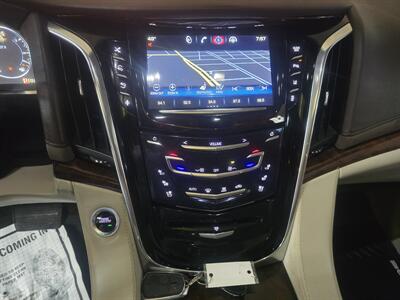 2015 Cadillac Escalade ESV Premium 4DR SUV 4X4 - Photo 23 - Hamilton, OH 45015