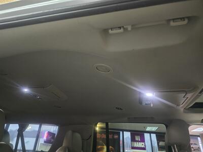 2015 Cadillac Escalade ESV Premium 4DR SUV 4X4 - Photo 34 - Hamilton, OH 45015