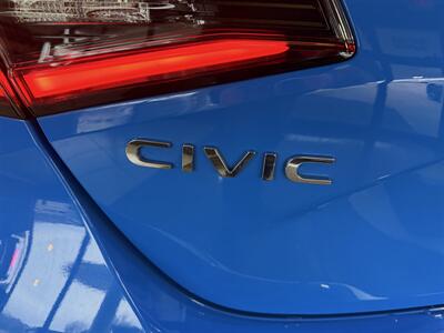 2023 Honda Civic Sport 4DR HATCHBACK   - Photo 21 - Hamilton, OH 45015