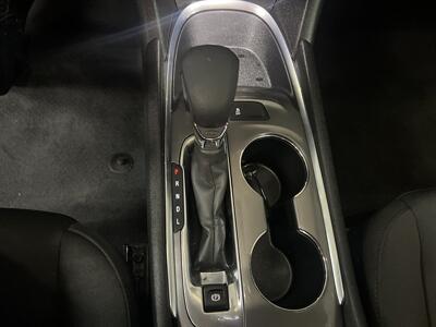 2023 Chevrolet Malibu LT   - Photo 14 - Hamilton, OH 45015
