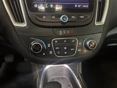 2023 Chevrolet Malibu LT   - Photo 13 - Hamilton, OH 45015