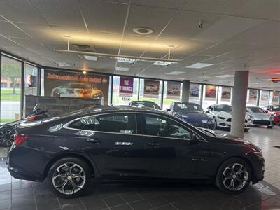 2023 Chevrolet Malibu LT   - Photo 5 - Hamilton, OH 45015