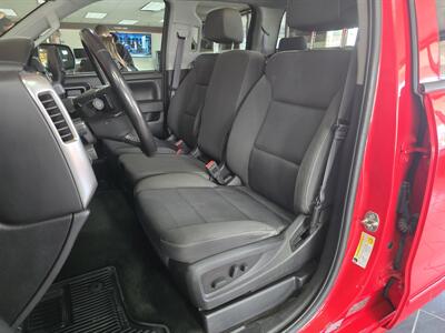 2017 Chevrolet Silverado 1500 LT EXTENDED CAB 4X4   - Photo 9 - Hamilton, OH 45015