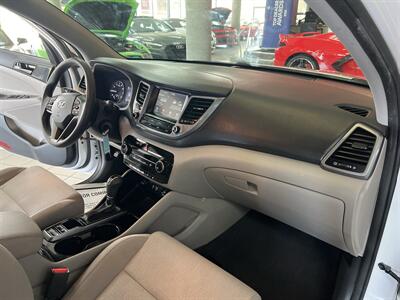 2018 Hyundai Tucson SEL 4DR CROSSOVER AWD - Photo 26 - Hamilton, OH 45015