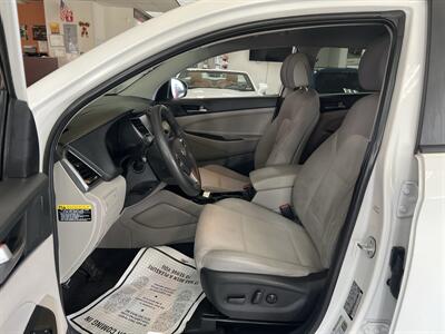 2018 Hyundai Tucson SEL 4DR CROSSOVER AWD - Photo 9 - Hamilton, OH 45015