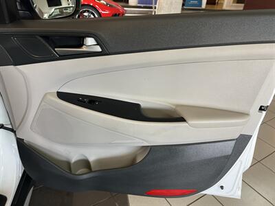 2018 Hyundai Tucson SEL 4DR CROSSOVER AWD - Photo 27 - Hamilton, OH 45015