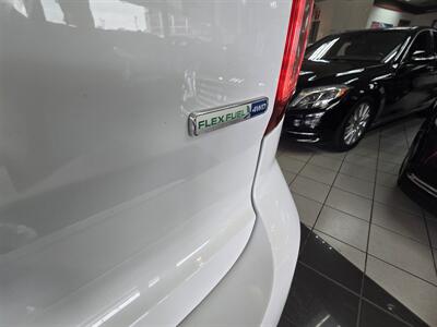 2015 Ford Explorer XLT 4DR SUV AWD - Photo 34 - Hamilton, OH 45015