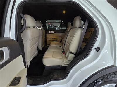 2015 Ford Explorer XLT 4DR SUV AWD - Photo 11 - Hamilton, OH 45015