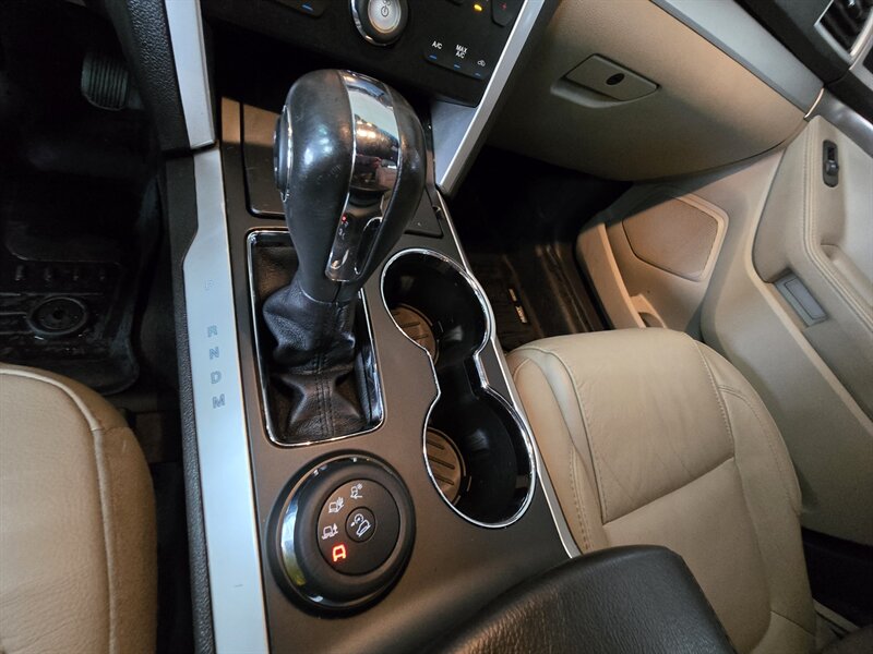 2015 Ford Explorer XLT 4DR SUV AWD - Photo 24 - Hamilton, OH 45015