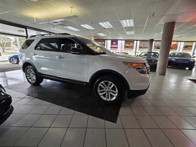 2015 Ford Explorer XLT 4DR SUV AWD - Photo 3 - Hamilton, OH 45015